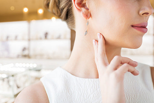 大ぶりのイヤリング・ピアスの販売を始めました