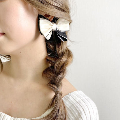 バイカラーリボン イヤーフック着用画像_2