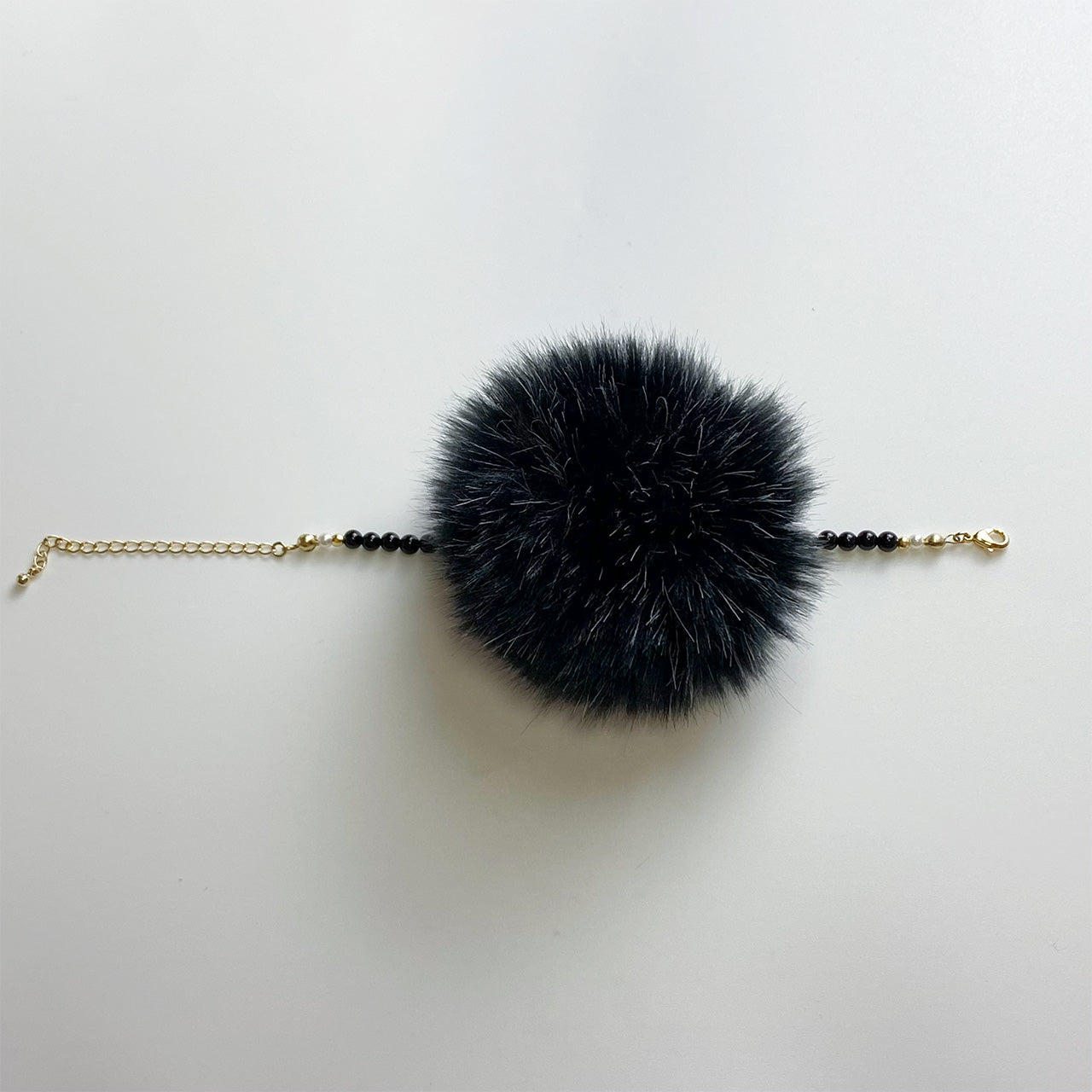 ブラックファーブレスレット画像_1