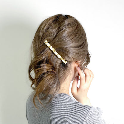 チェーンバレッタ＿ホワイト着装画像