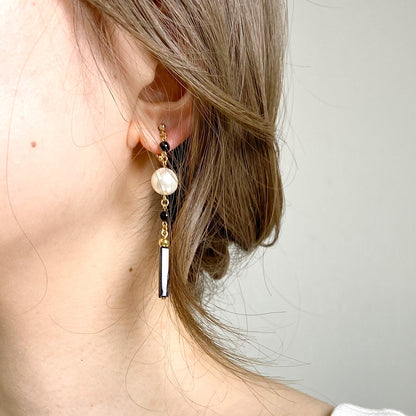 ファーイヤリング_着装画像_2