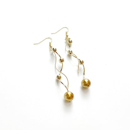 ゴールドスパイラルピアス画像_1