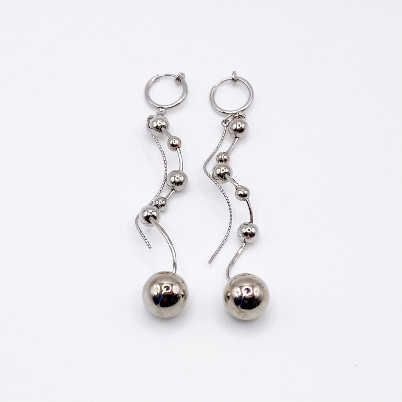 シルバースパイラル　イヤリング/ピアス